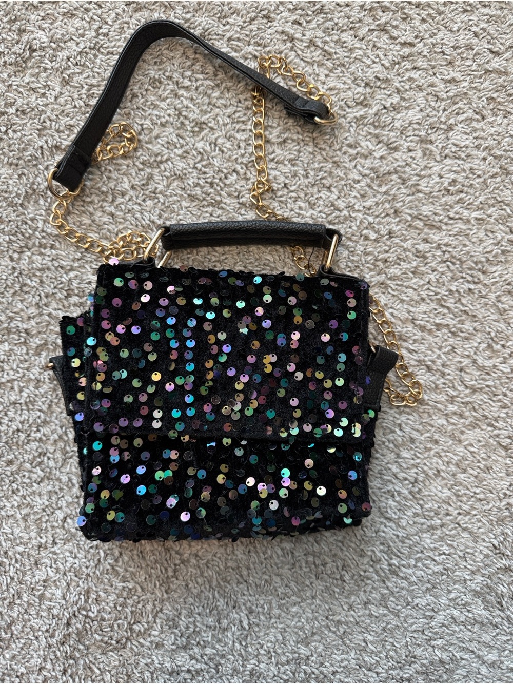 Girl’s Black Sequin Crossbody Bag with Gold Chain